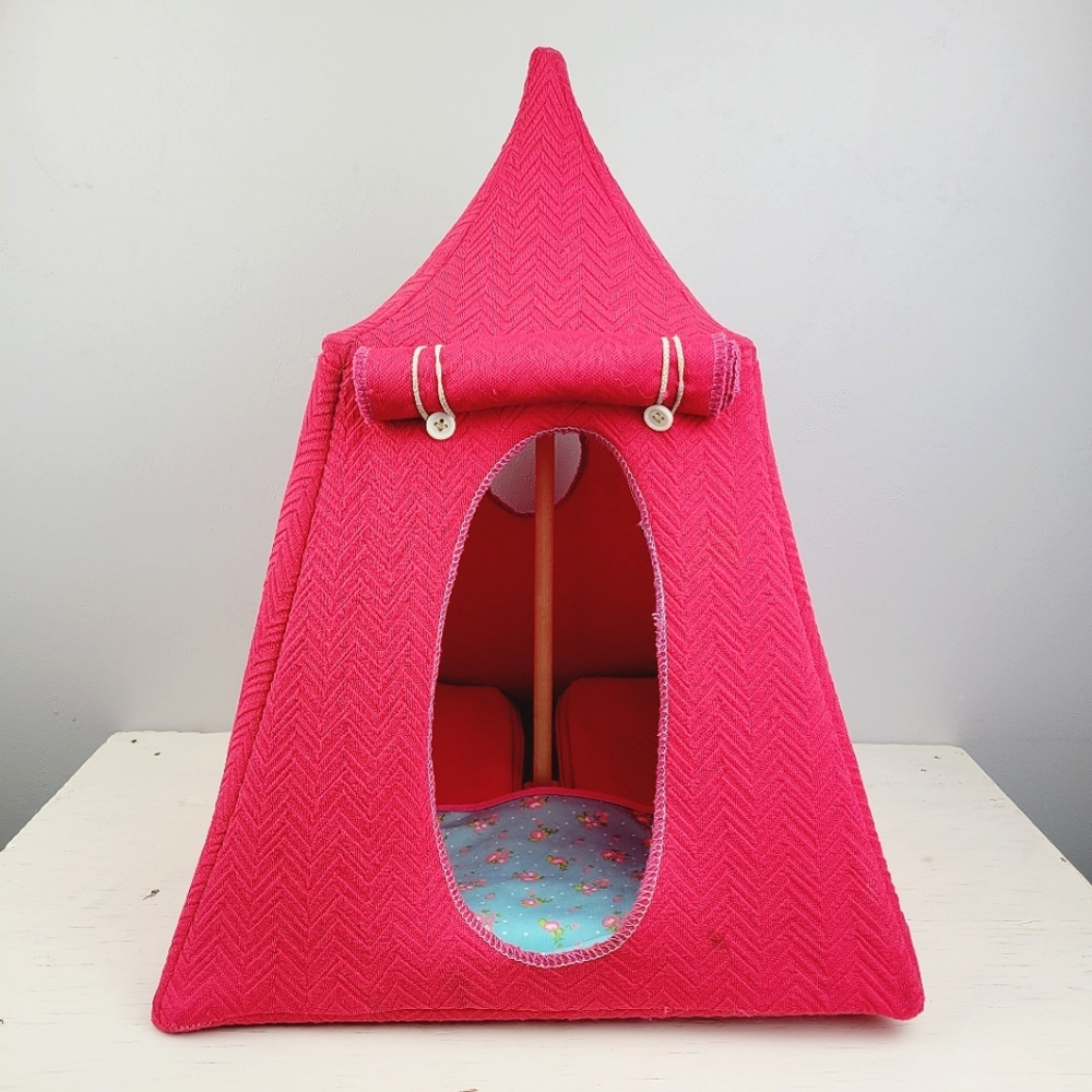 Pink Barbie Doll Tent With Sleeping Bags and Blanket